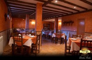 Restaurace v ubytování Hotel Rural Rincón de Doña Inés
