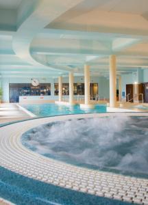 
The swimming pool at or near Kinsale Hotel & Spa

