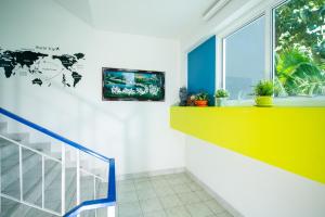 TV a/nebo společenská místnost v ubytování Shyne Place