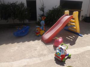 Casa Giampiero tesisinde çocuk oyun alanı