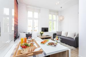 Jedlo v apartmánovom hoteli alebo blízkom okolí