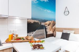 Jedlo v apartmánovom hoteli alebo blízkom okolí