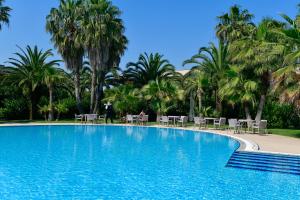 Bazén v ubytování Minerva Resort Hotel nebo v jeho okolí