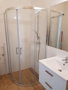 Kúpeľňa v ubytovaní Apartamenty Bursztynowe w Kołobrzegu Sun&Relax