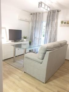 A television and/or entertainment centre at Doña Lola House