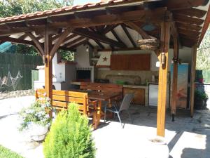 Vonkajšia záhrada v ubytovaní Vourvourou Antonis House