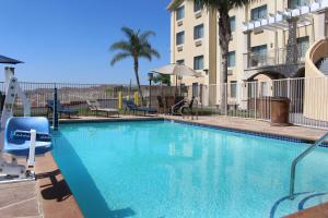 Best Western Plus Lake Elsinore Inn & Suites