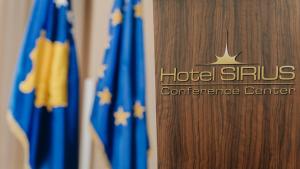 Vottorð, verðlaun, skilti eða annað skjal til sýnis á Hotel Sirius