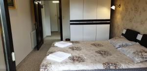 Ein Bett oder Betten in einem Zimmer der Unterkunft Comfort and Views