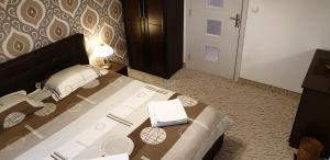 Ein Bett oder Betten in einem Zimmer der Unterkunft Comfort and Views
