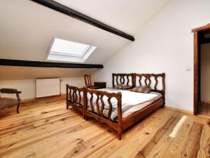 Postel nebo postele na pokoji v ubytování Villa with Spa, Luxembourg