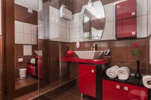 A bathroom at Hotel Villa Magus