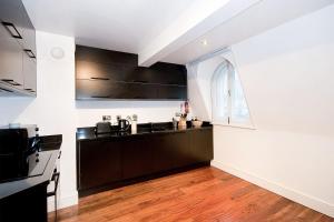 Apartment 4, 48 Bishopsgate
