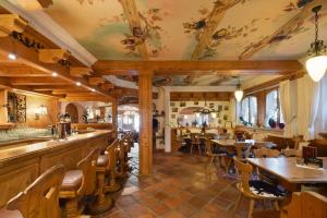 Restaurace v ubytování Hotel Alpenroyal