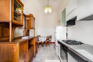 Kuchyň nebo kuchyňský kout v ubytování Lia Apartment