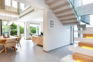 Posedenie v ubytovaní Sissy Luxury Villa Chania