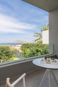 Balkón alebo terasa v ubytovaní Sissy Luxury Villa Chania