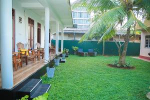 Gallery image of Hasaranga Holiday House in Hikkaduwa