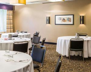Gallery image of Cambria Hotel Traverse City in Traverse City