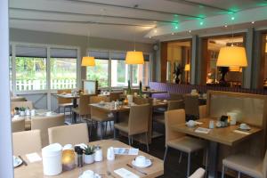 DAS HUDEWALD Hotel & Resort 레스토랑 또는 맛집