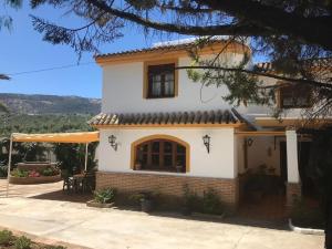 Casa con vistas a las montañas en Paredejas del Rey, en Priego de Córdoba