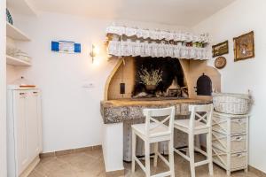 Kuchyň nebo kuchyňský kout v ubytování Holiday house TRSJA