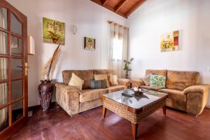 Część wypoczynkowa w obiekcie Chozo del viejo - Peaceful country Villa in La Antigua