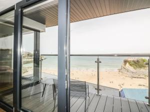 a house with a view of the beach at Onshore 7 in Newquay