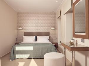 Gallery image of Golden Sun Resort - Adults Only in Kalamaki