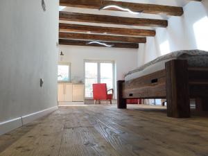Apartmány Sebastian的休息区