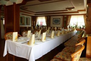 Um restaurante ou outro lugar para comer em Gasthof-Hotel Jaritz