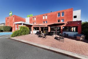 Gallery image of B&B HOTEL Albi in Albi