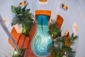 Bazén v ubytování The Maji Beach Boutique Hotel -Adults Only nebo v jeho okolí
