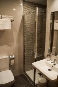 Koupelna v ubytování Hostal Mónaco