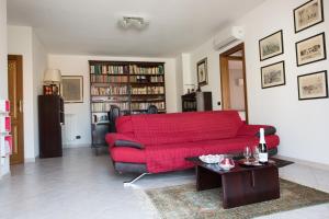 A seating area at Viona Apartments