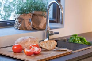 Jedlo v ubytovaní bed & breakfast alebo blízkom okolí