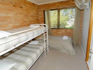 Двуетажно легло или двуетажни легла в стая в Illawong 2