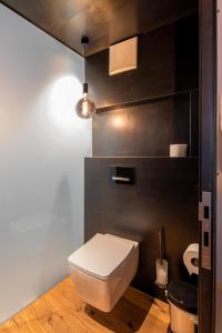 Kopalnica v nastanitvi Flurin Suites