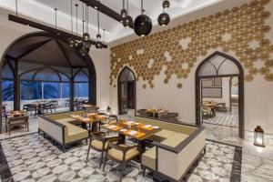 Posezení v ubytování Welcomhotel by ITC Hotels, Raja Sansi, Amritsar