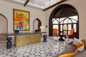 Posezení v ubytování Welcomhotel by ITC Hotels, Raja Sansi, Amritsar