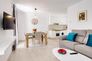 A kitchen or kitchenette at Casa Marosa