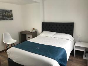 Postel nebo postele na pokoji v ubytování HOTEL ZARCILLEJO
