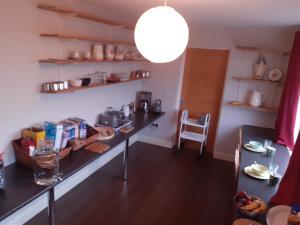 Köök või kööginurk majutusasutuses Sona Baile Home Stay