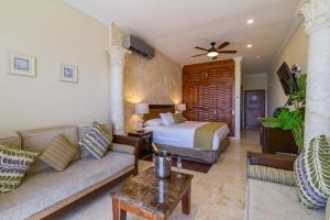 Postel nebo postele na pokoji v ubytování Cielo Maya Beach Tulum