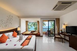 TV a/nebo společenská místnost v ubytování Patong Paragon Resort & Spa SHA Extra Plus