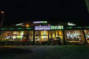 Foto sihtkohas Lutong asuva majutusasutuse Paragon Lutong Hotel galeriist