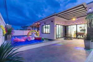 Fotografie z fotogalerie ubytování Thanycia Pool Villa v destinaci Hua Hin