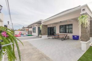 Fotografie z fotogalerie ubytování Thanycia Pool Villa v destinaci Hua Hin