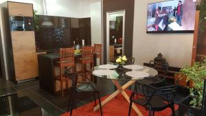 Kuchnia lub aneks kuchenny w obiekcie Apartamenty Centrum Krawiecka