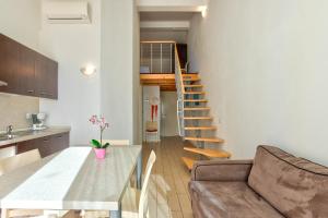 A seating area at La Chioma di Berenice Garda Residence